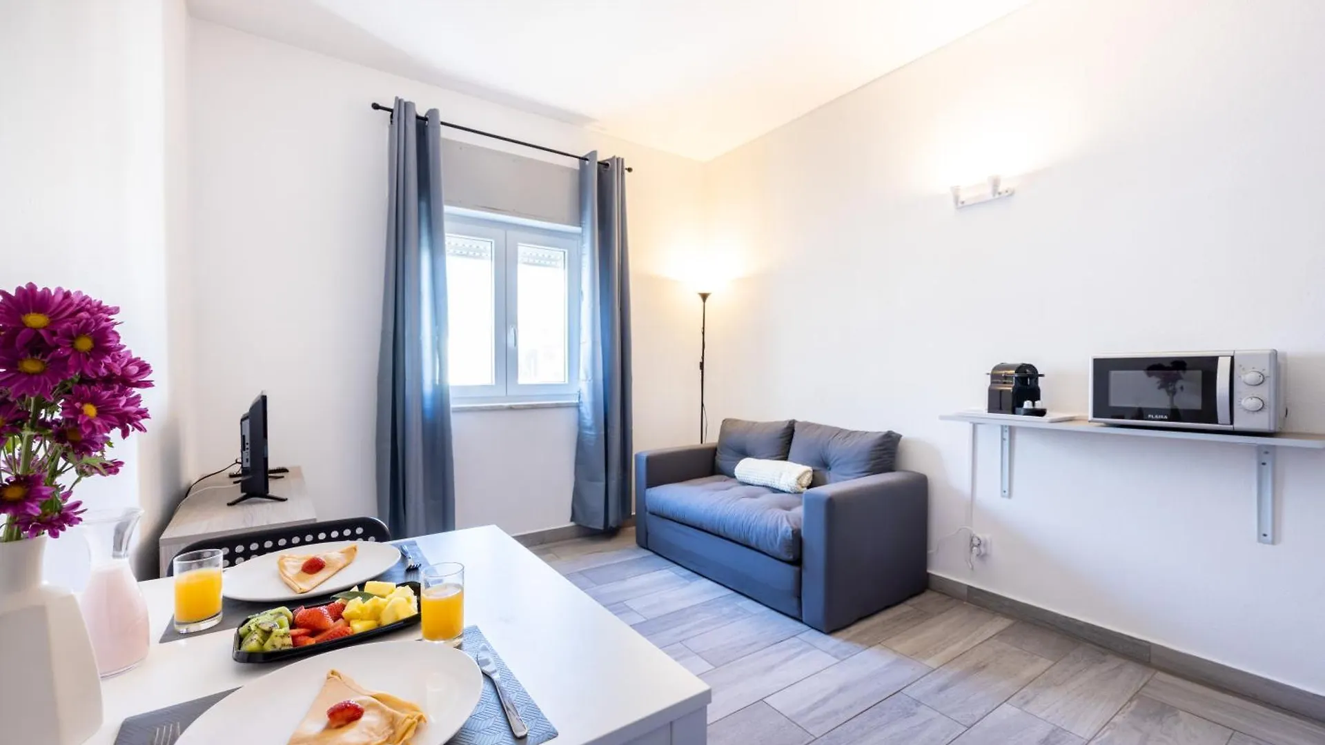 Stay On Top Apartments Лагуш
