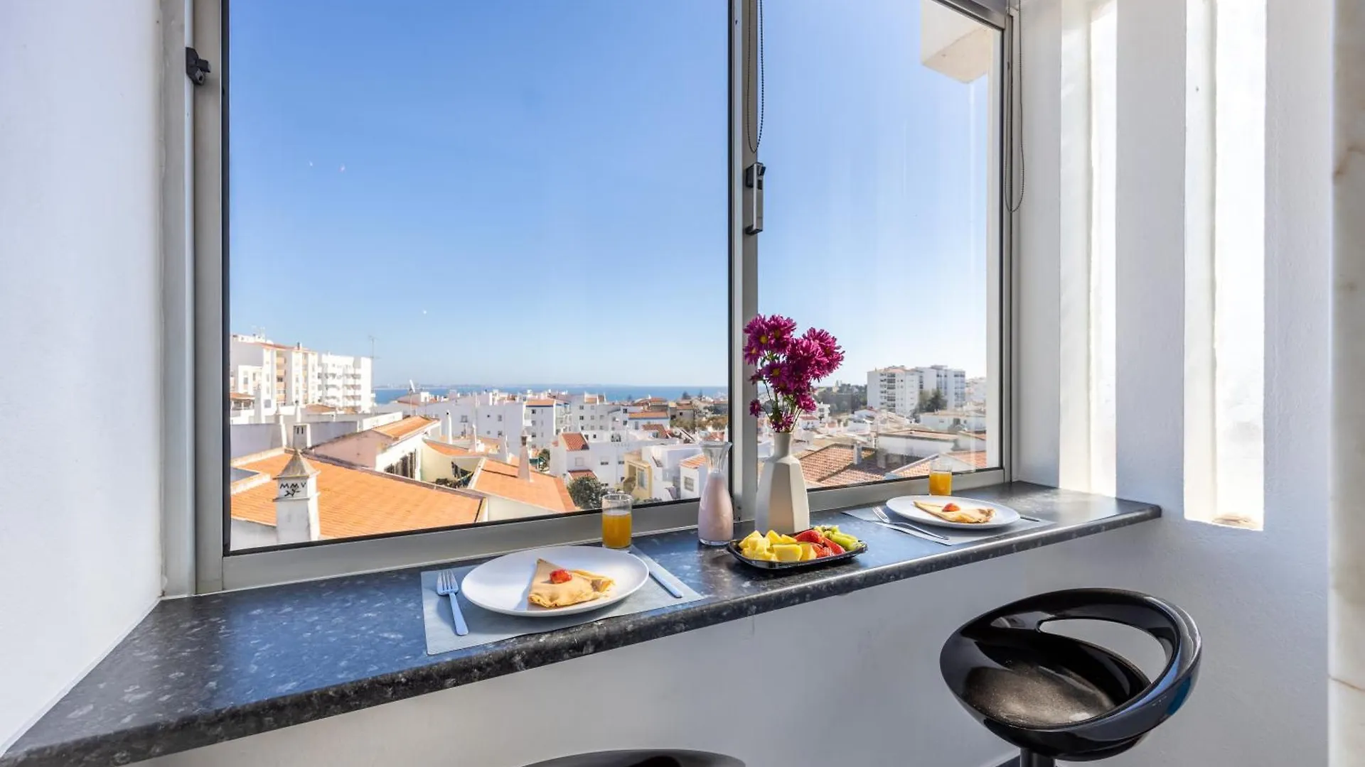 Stay On Top Apartments Лагуш